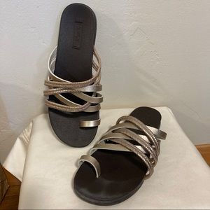 Roxy strappy gold metallic slide sandals sz 8